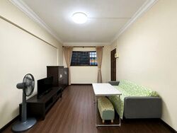 Blk 925 TAMPINES PALMSPRING (Tampines), HDB 3 Rooms #572930931